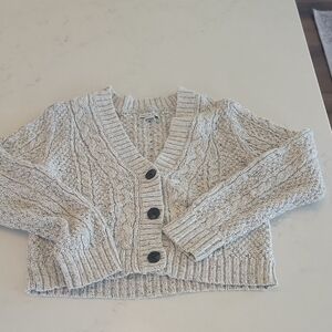Cozy Cream/Gray Cable Knit Sweater